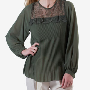 Blusa plissé con pizzo